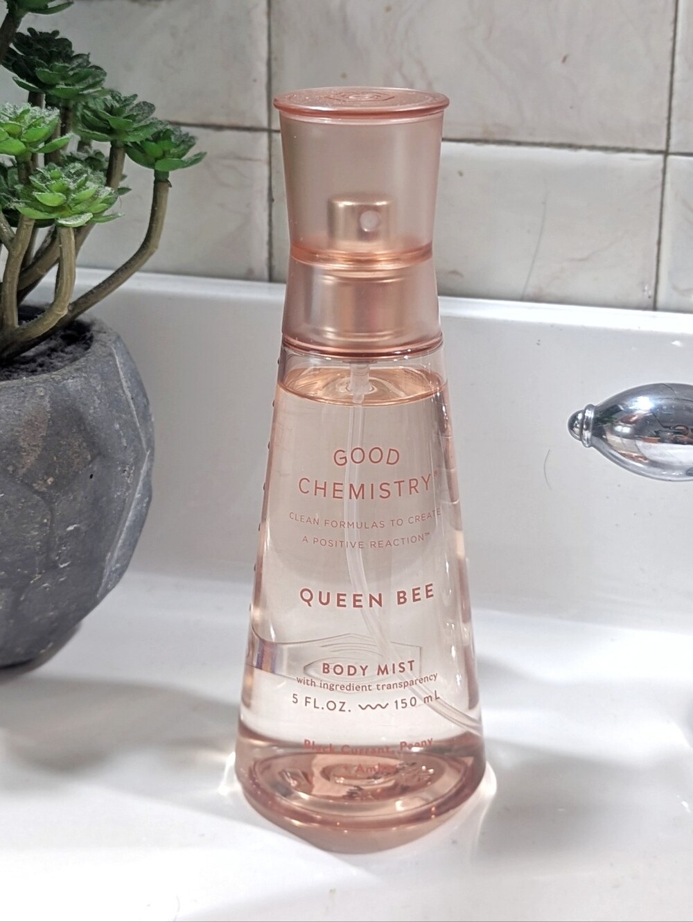 Good Chemistry Body Mist - Queen Bee